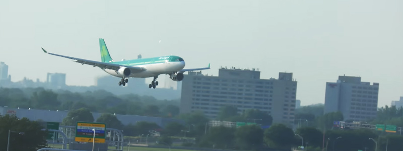 Arriving-at-New-York-Airports